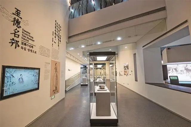 9月23日，無(wú)錫市梅里遺址博物館在梅里古鎮(zhèn)開館