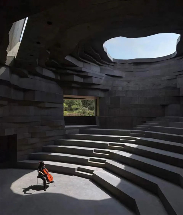 展館設(shè)計(jì)中，如何營(yíng)造空間的美感呢？