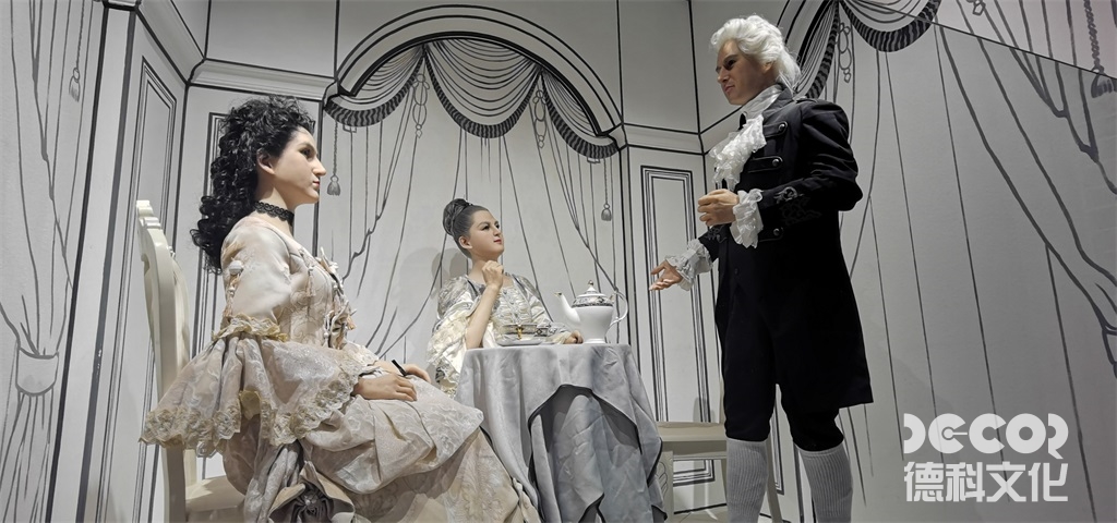 博物館裝修如何利用展示柜和展示架來保護和展示展品？