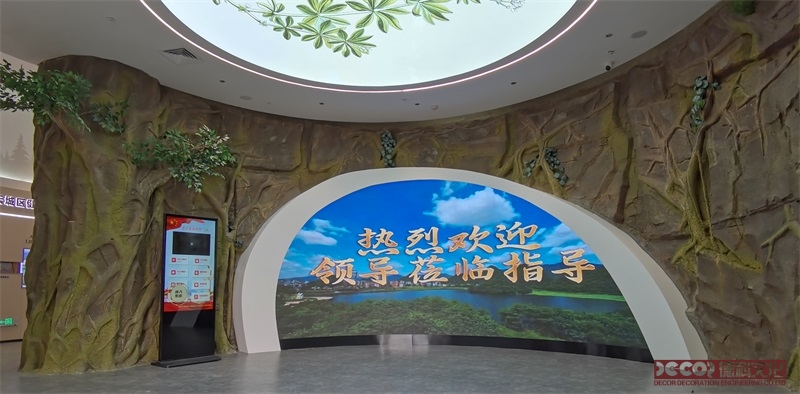 如何進行博物館裝修的定期評估與更新？