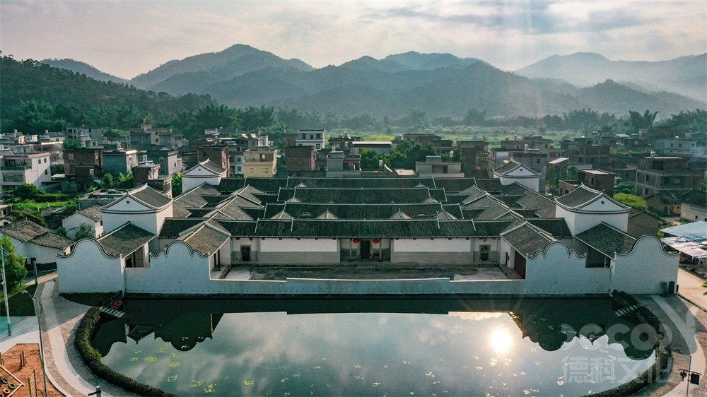 如何在展館裝修中運用復(fù)古藝術(shù)品進(jìn)行裝飾？